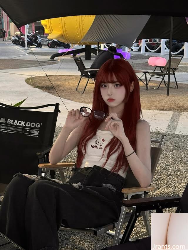 Sự kết hợp của cô gái tóc đỏ “Xiaomu” tính khí và gợi cảm (10p)