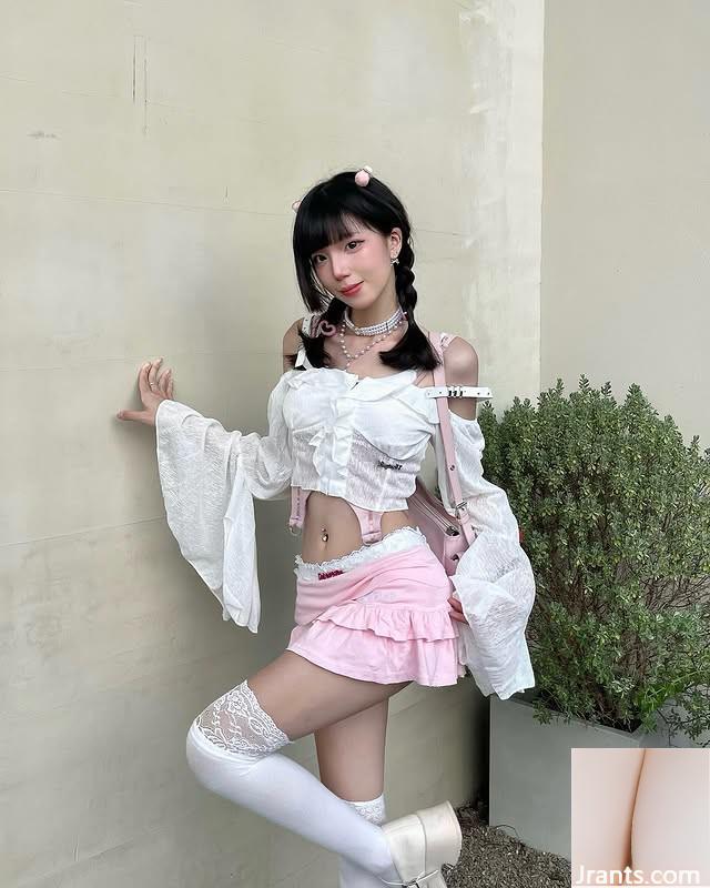 Người đẹp gợi cảm “Qian Bao” hôi đến nỗi cô ấy đầy sex (12p)