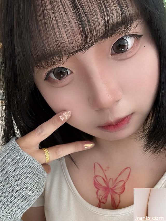 Sexy Stunner “Ice Blueberry Jelly” đầy quyến rũ (10p) - Ảnh 3