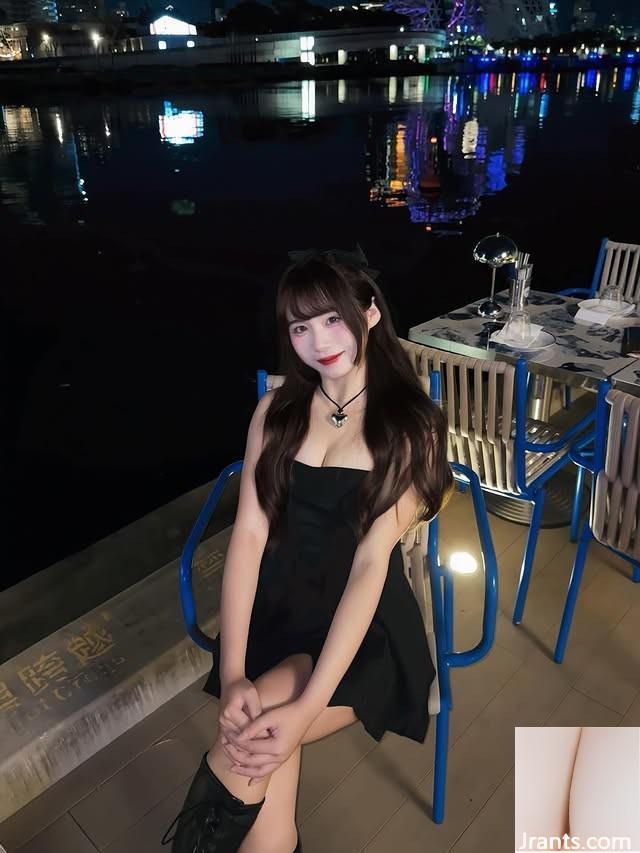 Cô gái xinh đẹp với đôi mắt điện “Học yên tĩnh”