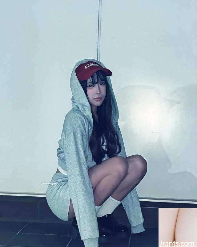 Bạn gái xinh đẹp “Xiao Feng” thể hiện hình dáng của cô ấy mà không giới hạn (10p) - Ảnh 8