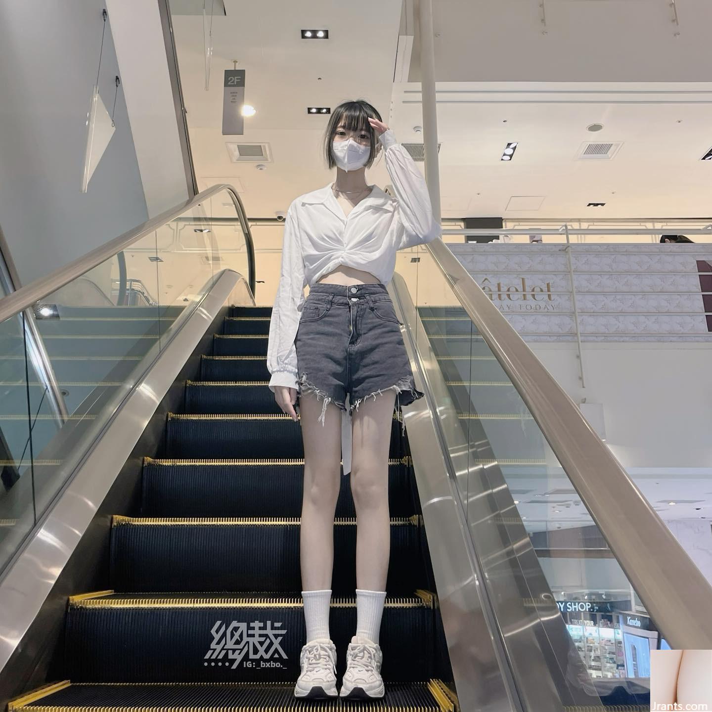 Cô gái siêu dễ thương “Tổng thống” được sinh ra với vẻ đẹp (11p)