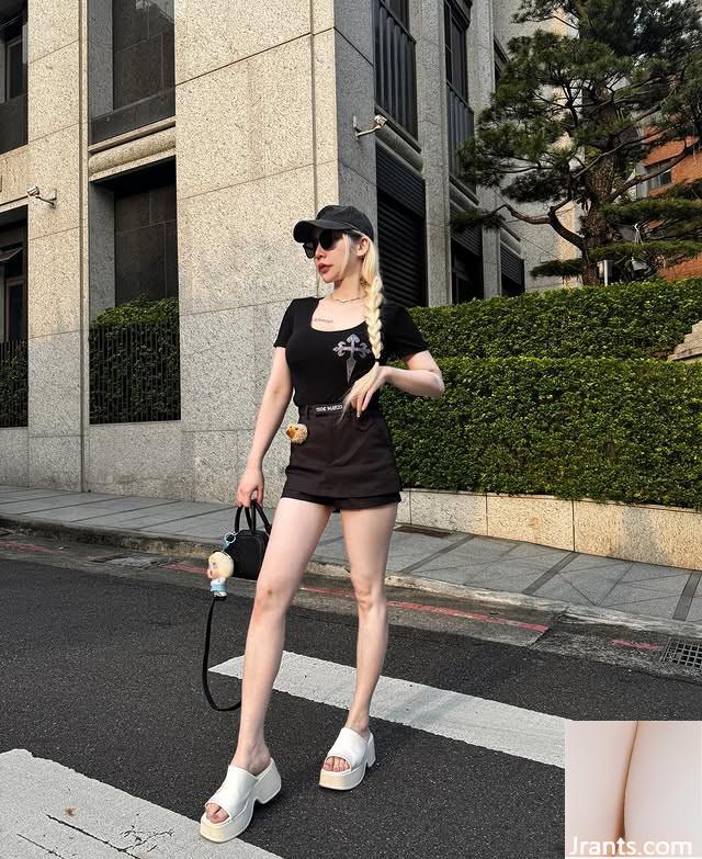 Ngực trắng và mềm và cơ thể “Anncomtw” khiến mọi người muốn xấu (10p) - Ảnh 9