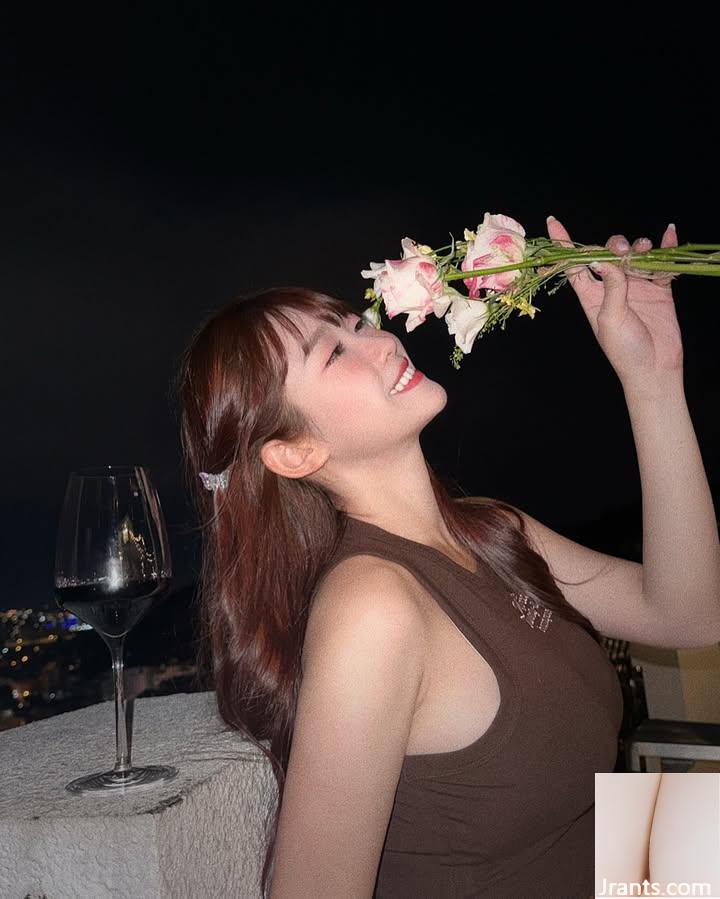 “?(篃o妚烃o妚寃o妞妳Mọi người đều không thể rời mắt khỏi cô ấy (10P) - Ảnh 8