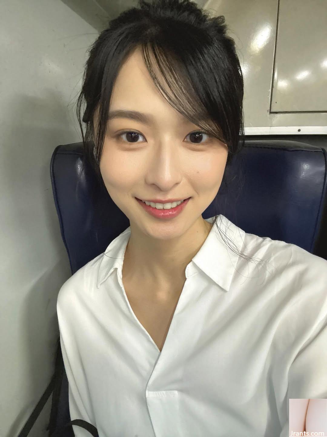 Khuôn mặt xinh đẹp và ngọt ngào của “Chen Yi Ning” quá tốt và có cảm giác yêu đời (10P)