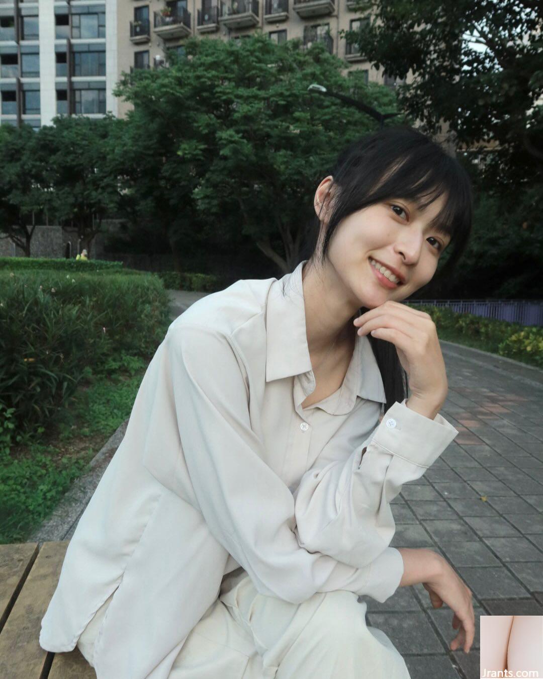 Khuôn mặt xinh đẹp và ngọt ngào của “Chen Yi Ning” quá tốt và có cảm giác yêu đời (10P) - Ảnh 9