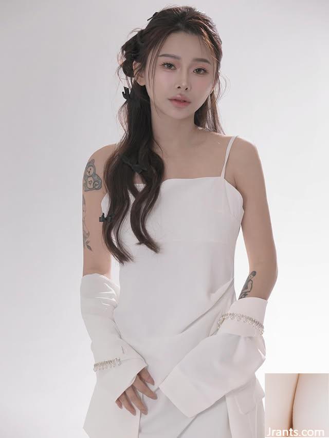 “Lina Xiangning” chu vi trên hỗn loạn và vòng eo bó sát quá gợi cảm (10p)