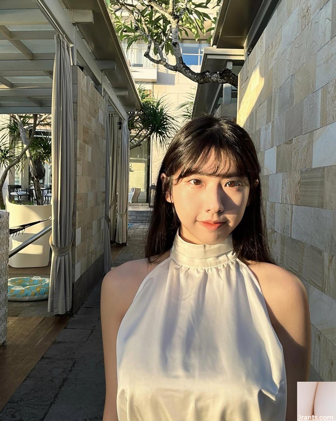 Đường cong đầy đặn không thể bỏ qua của “Wang Yuxin” thật hấp dẫn (10P)