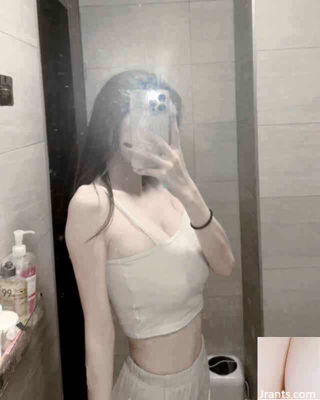 Cô gái gợi cảm và dễ thương “Mặt trăng” khiến mọi người cảm thấy rất tức giận (10p) - Ảnh 6