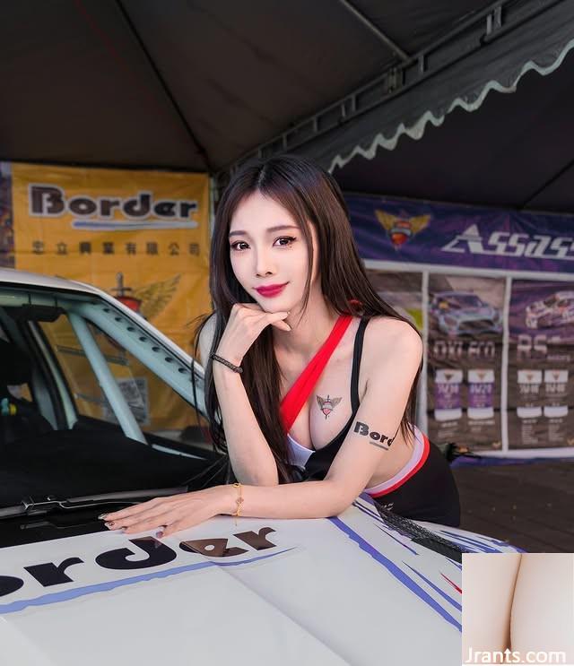 Nữ hoàng mông siêu đẹp “vương miện” siêu bóng siêu khổng lồ có đồ lót chắc chắn (10p) - Ảnh 2