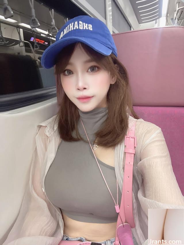 Mô hình ảnh “Zhuzhuqi” có thân hình nóng bỏng và dám khoe (13p) - Ảnh 2