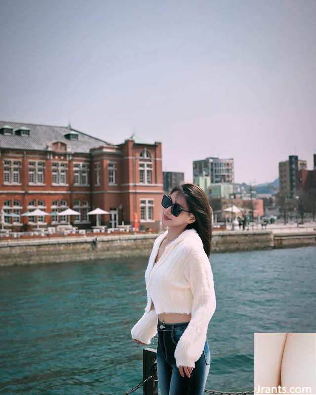 “Becca Chen tinging” khuôn mặt chất lượng cao và hình dáng gợi cảm (10p) - Ảnh 7