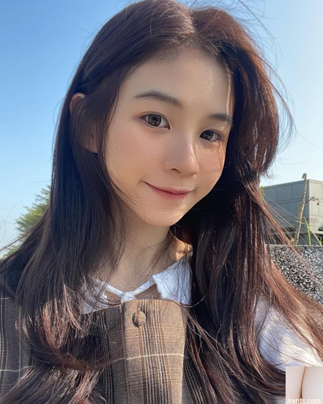 “Kang Simin” có khuôn mặt thanh tú và toát lên vẻ quyến rũ hoàn hảo (10P) - Ảnh 3