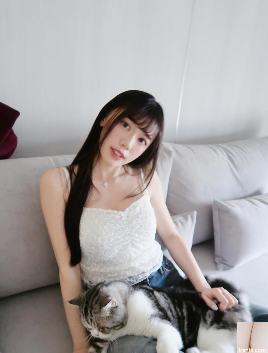 “Pippi” sở hữu ngoại hình đáng kinh ngạc và thân hình gợi cảm, xinh đẹp và quyến rũ (10P)