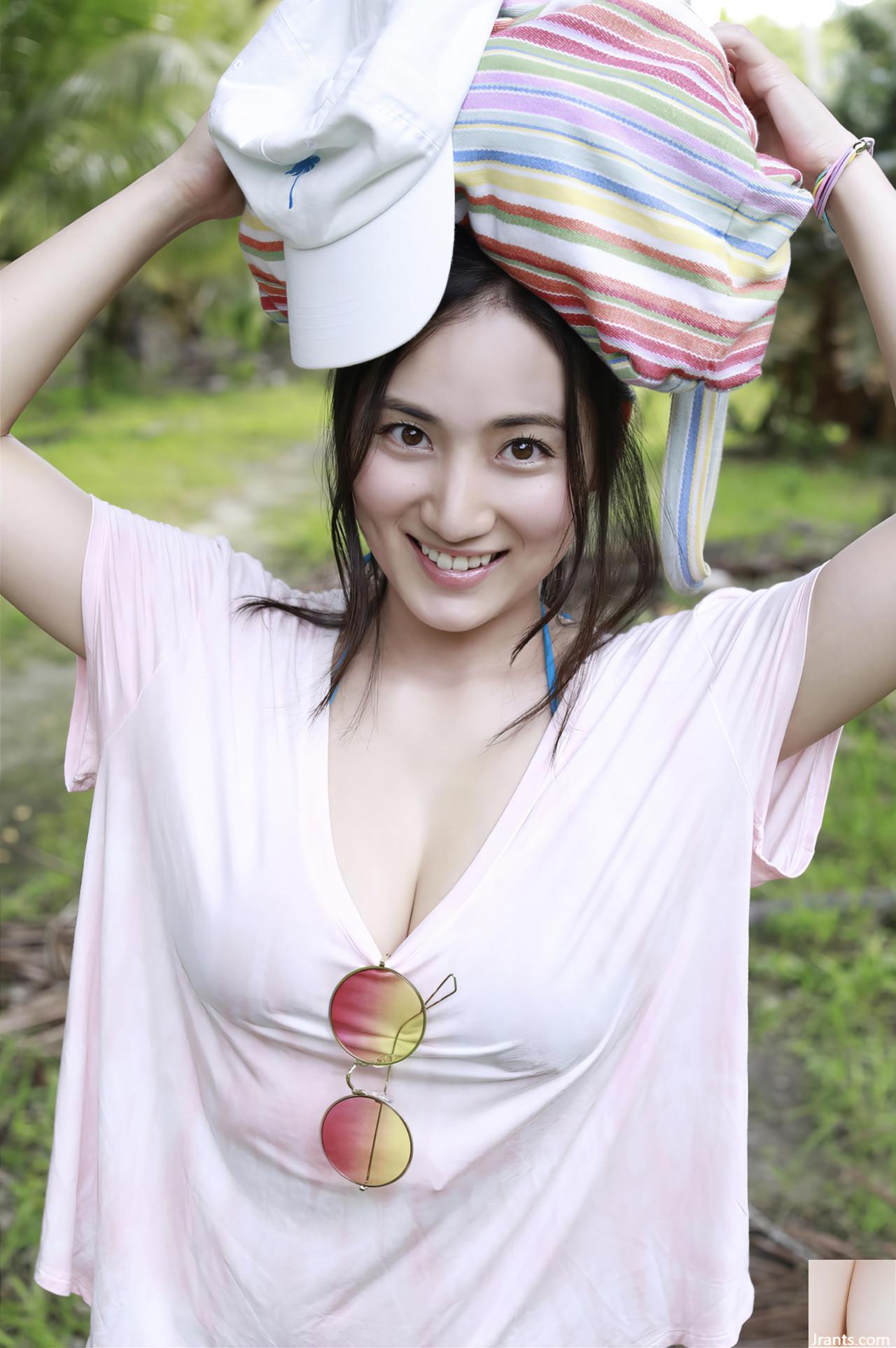 (Saaya Saya) Người phụ nữ trưởng thành xinh đẹp, khoe dáng đẹp, cực kỳ hấp dẫn (33p)