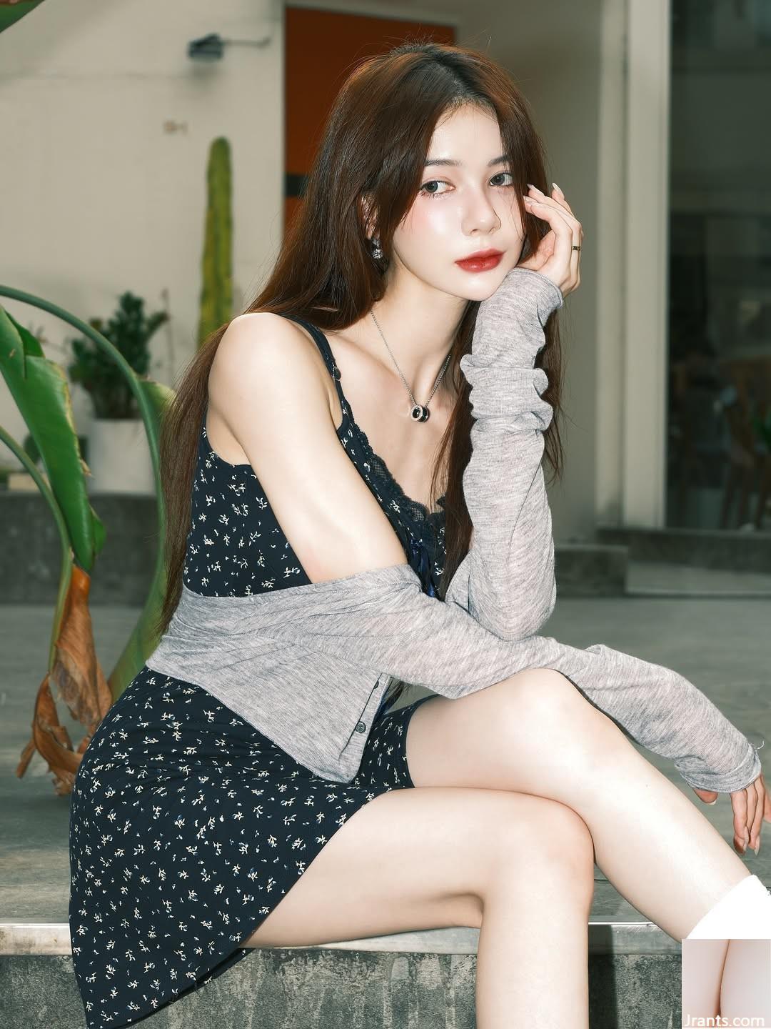 “Zoey Zhang” có thân hình quyến rũ, làn da trắng và thần thái tuyệt vời (10P) - Ảnh 2