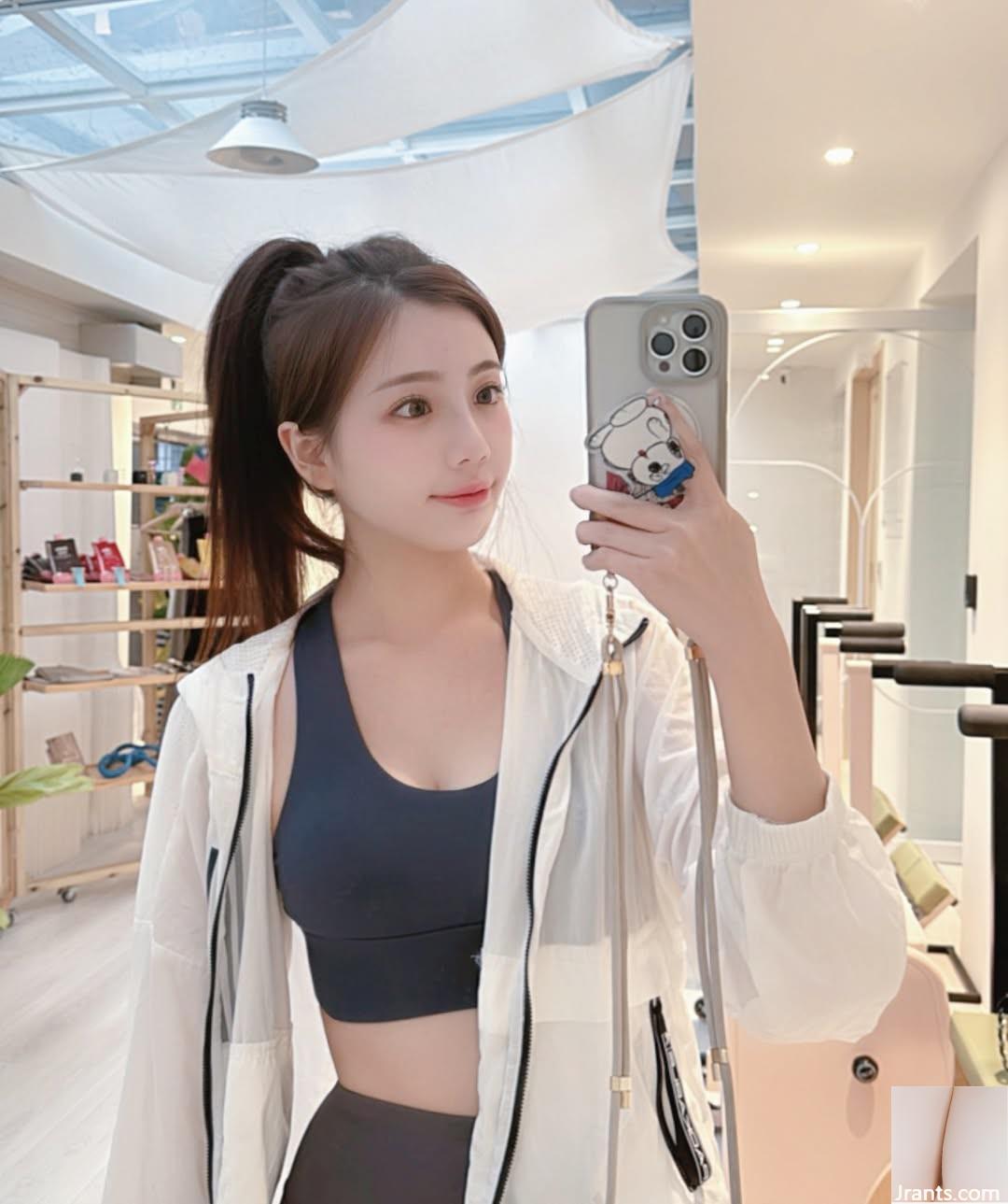 Cô nàng đáng yêu “Phoebe” có gương mặt sáng, quyến rũ và toàn thân không chê vào đâu được (10P) - Ảnh 5