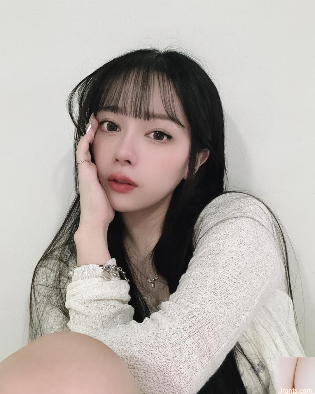 Cô gái nóng tính “Lin Han” có một vòng eo mỏng và một bộ ngực lớn, rất hấp dẫn (10p) - Ảnh 6