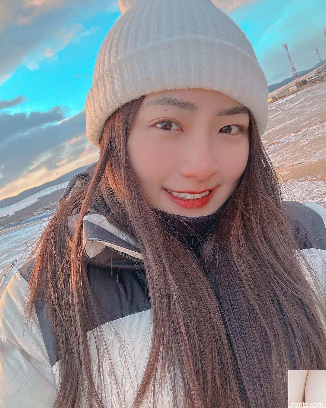 Gương mặt nóng bỏng của “Ye Xinyi” khiến trái tim người ta rung động (10P)