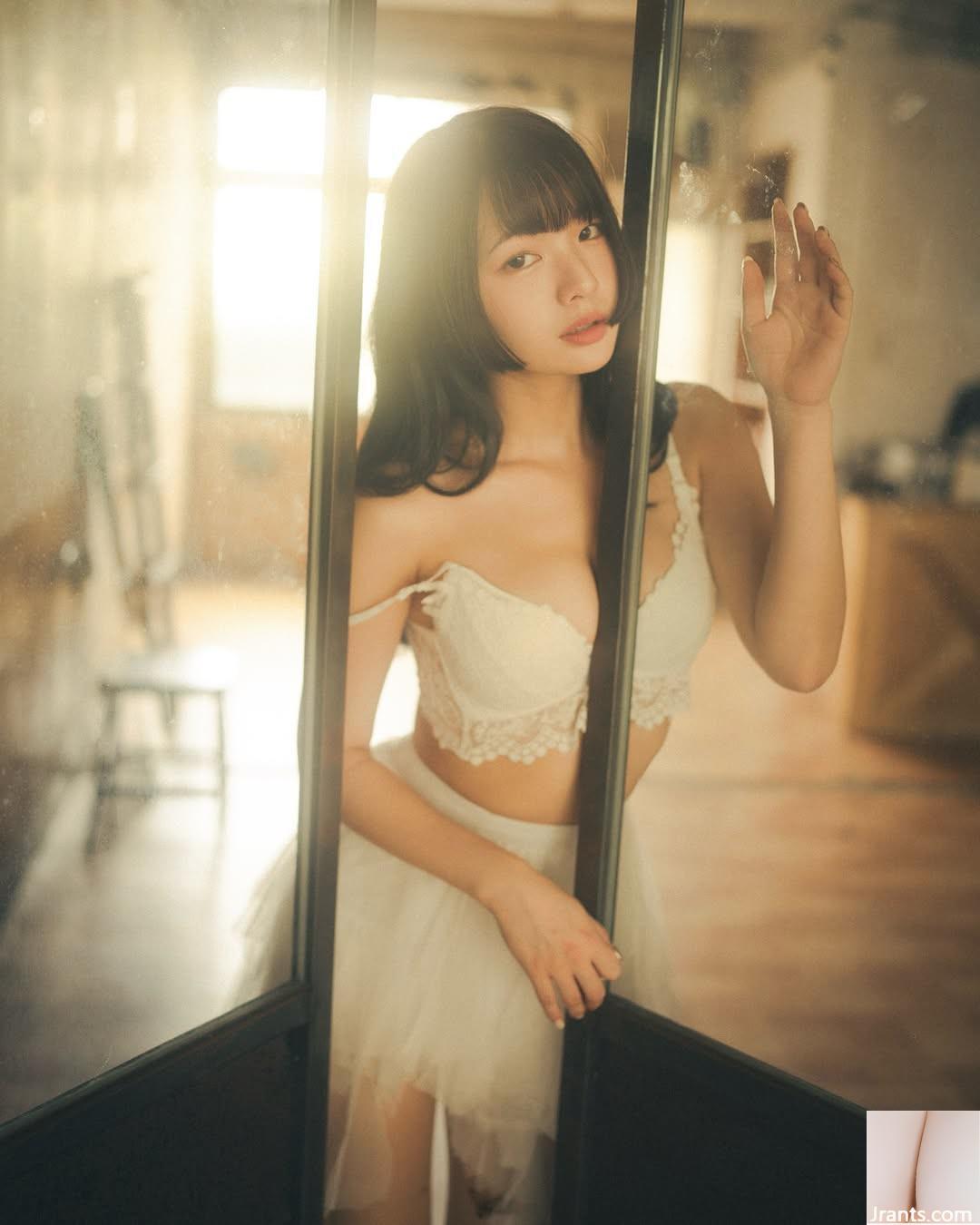 Nụ cười “JOY” và dáng người gợi cảm khiến người ta phải lòng bạn (10P) - Ảnh 8