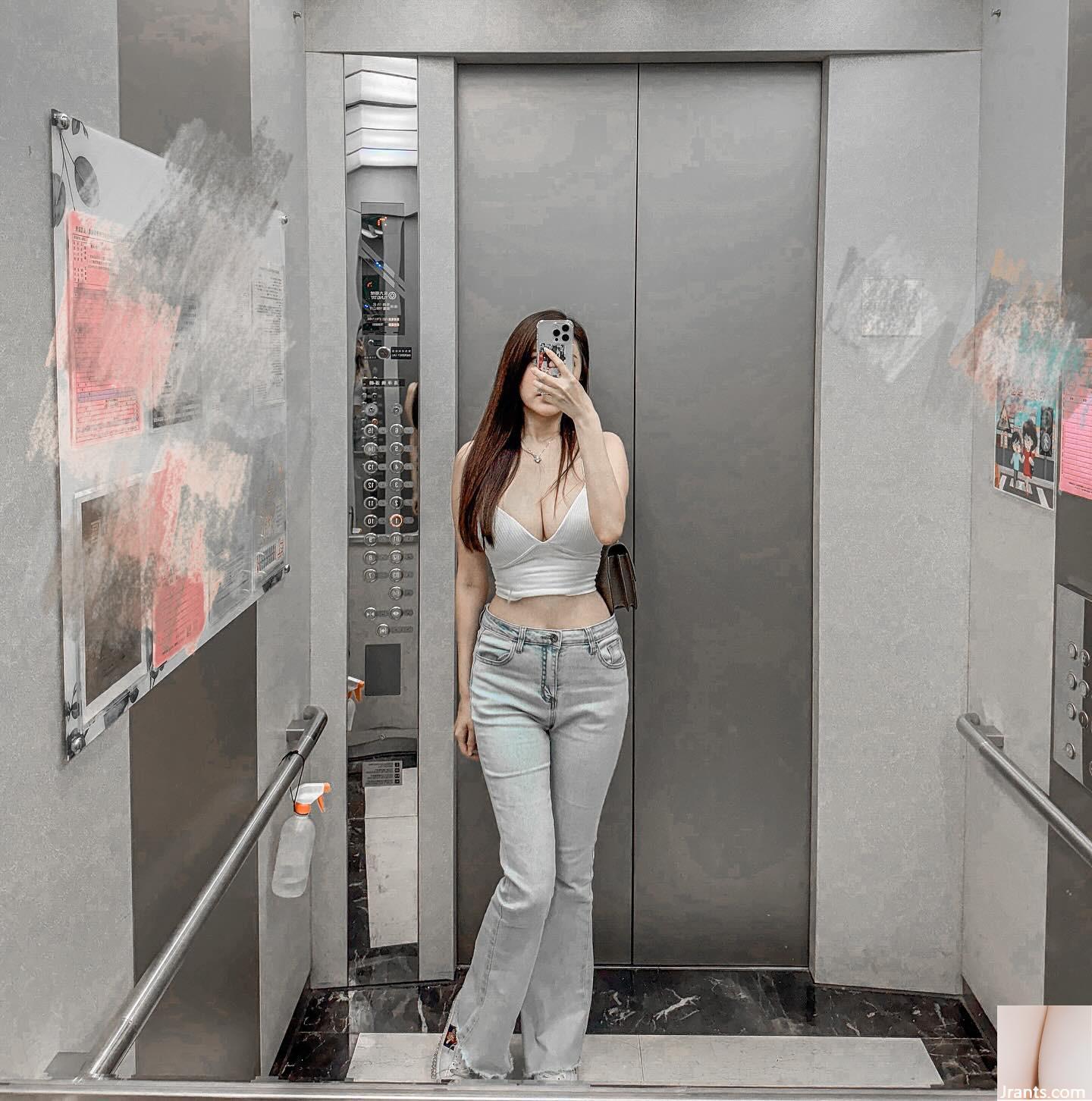 Bóng vú đẹp “paopei” những bức ảnh gợi cảm và cay đang trở nên phổ biến (10p) - Ảnh 2