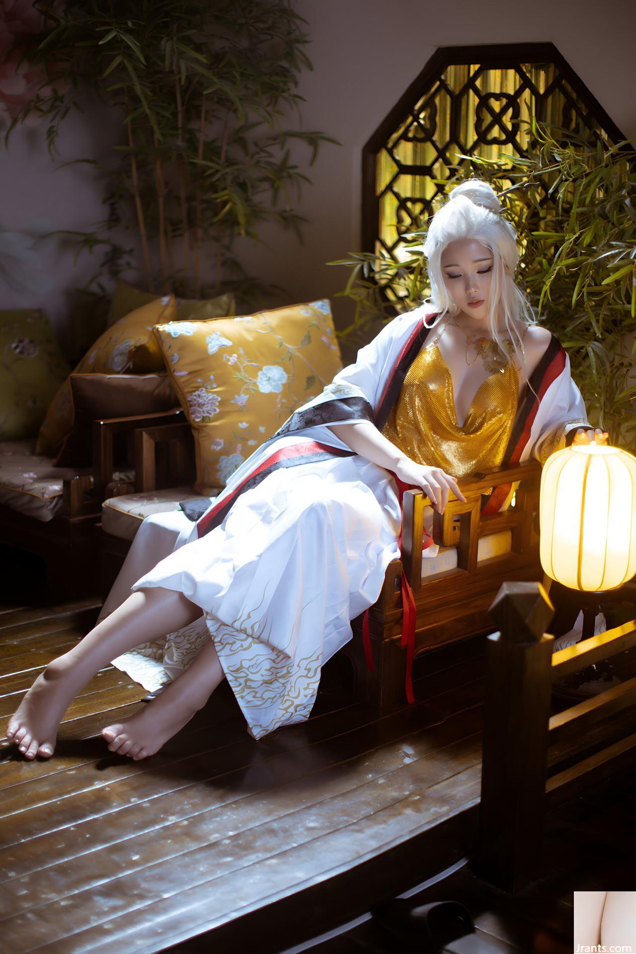 Coser@TiTiTi – Huyền thoại đen Ngộ Không (Princess Iron Fan) (45P)