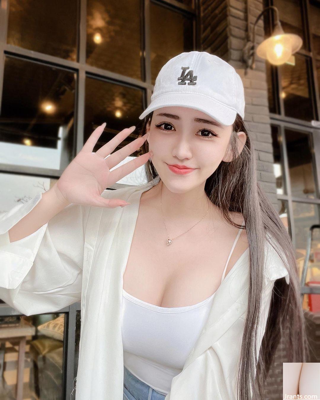 Cô gái đẹp nhất “Elle” có quan điểm bộ ngực tốt và xấu và một con số tốt và hình dáng gợi cảm (10p) - Ảnh 10