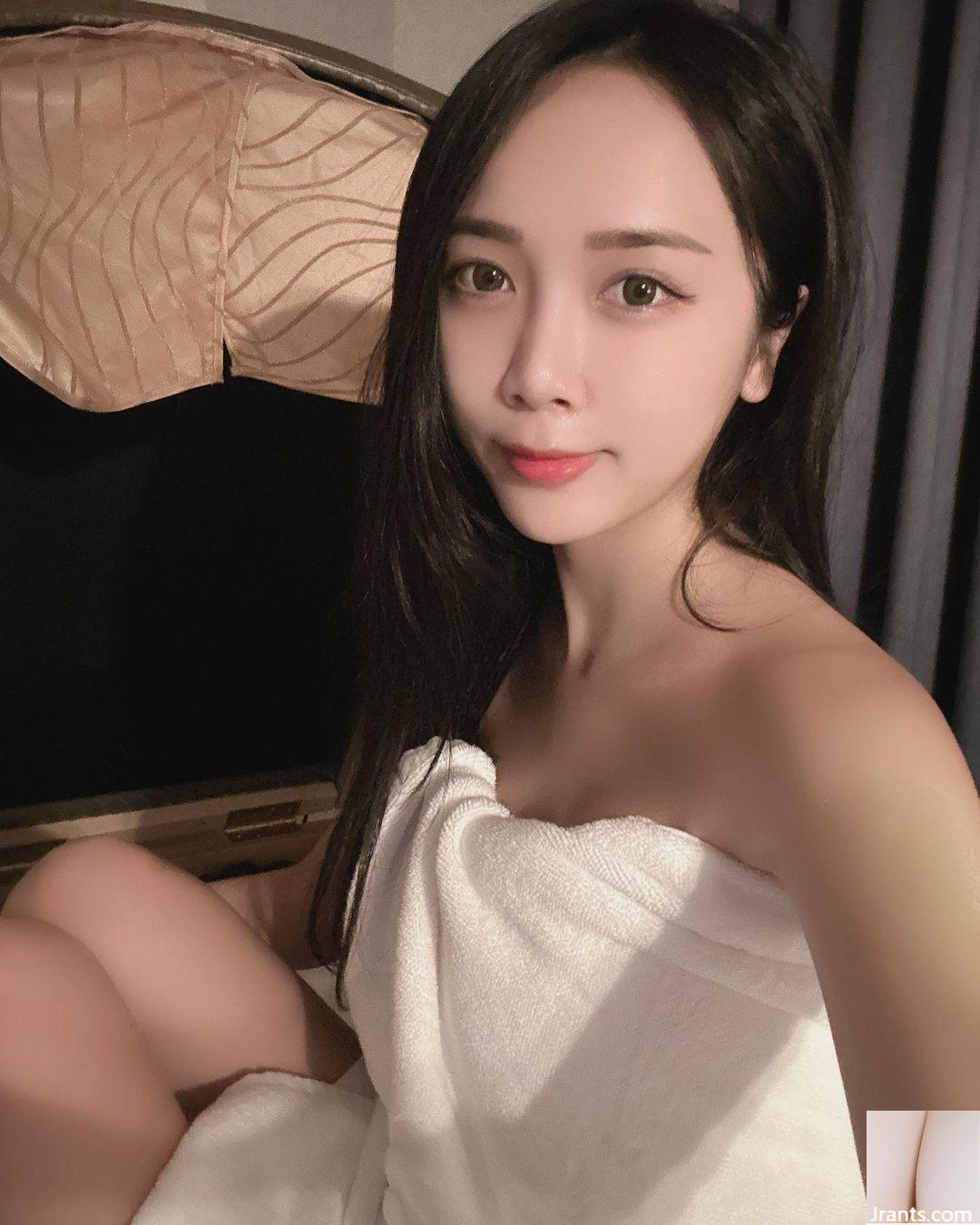 Người đẹp gợi cảm “Shi Shaoting” thể hiện đôi chân dài quyến rũ của cô ấy và khiến mọi người không thể cưỡng lại (10p) - Ảnh 8