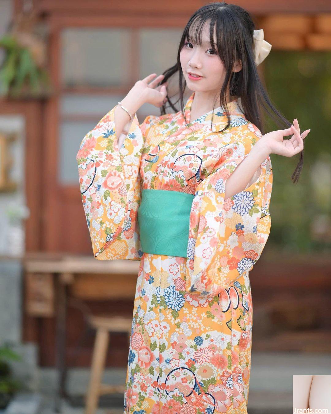 Cô gái vú ngọt ngào “Cai Caier” Hình tròn và đầy đặn với vòng eo gợi cảm (10p) - Ảnh 8