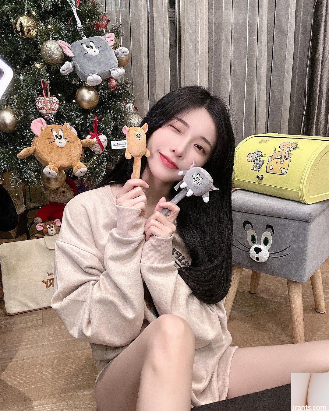 Vẻ đẹp gợi cảm “Xiao Zhixuan” có một nhân vật vượt ra ngoài trí tưởng tượng. Nó gần như rơi ra khỏi ngực (10p)