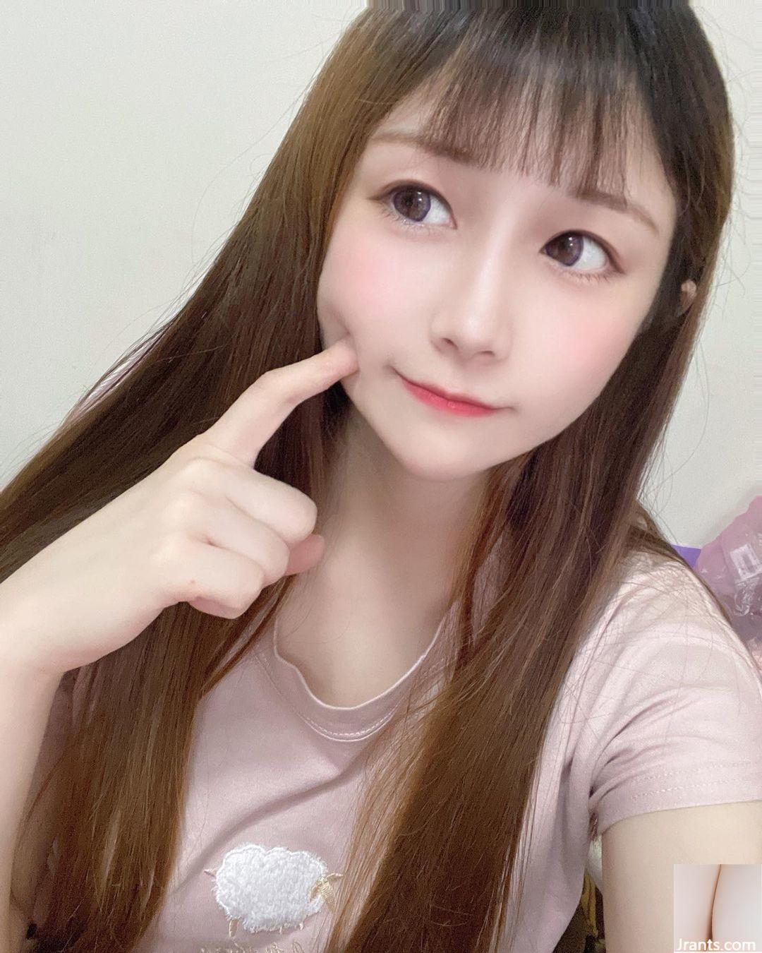 Ngọt ngào và cám dỗ “Bear Bear” Mạng lưới cơ thể đẹp và đẹp hoàn toàn ngu ngốc (10p) - Ảnh 2