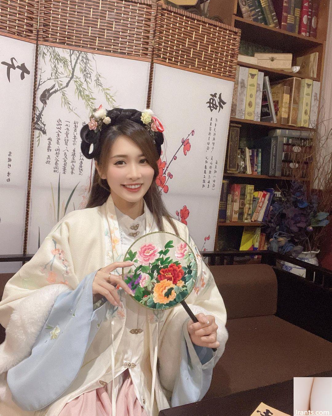 Cô gái ngọt ngào “Yun Yun’er” có một sự phạm lỗi của hình người của cô ấy và trông thật tuyệt khi cô ấy ở bên (10p) - Ảnh 10