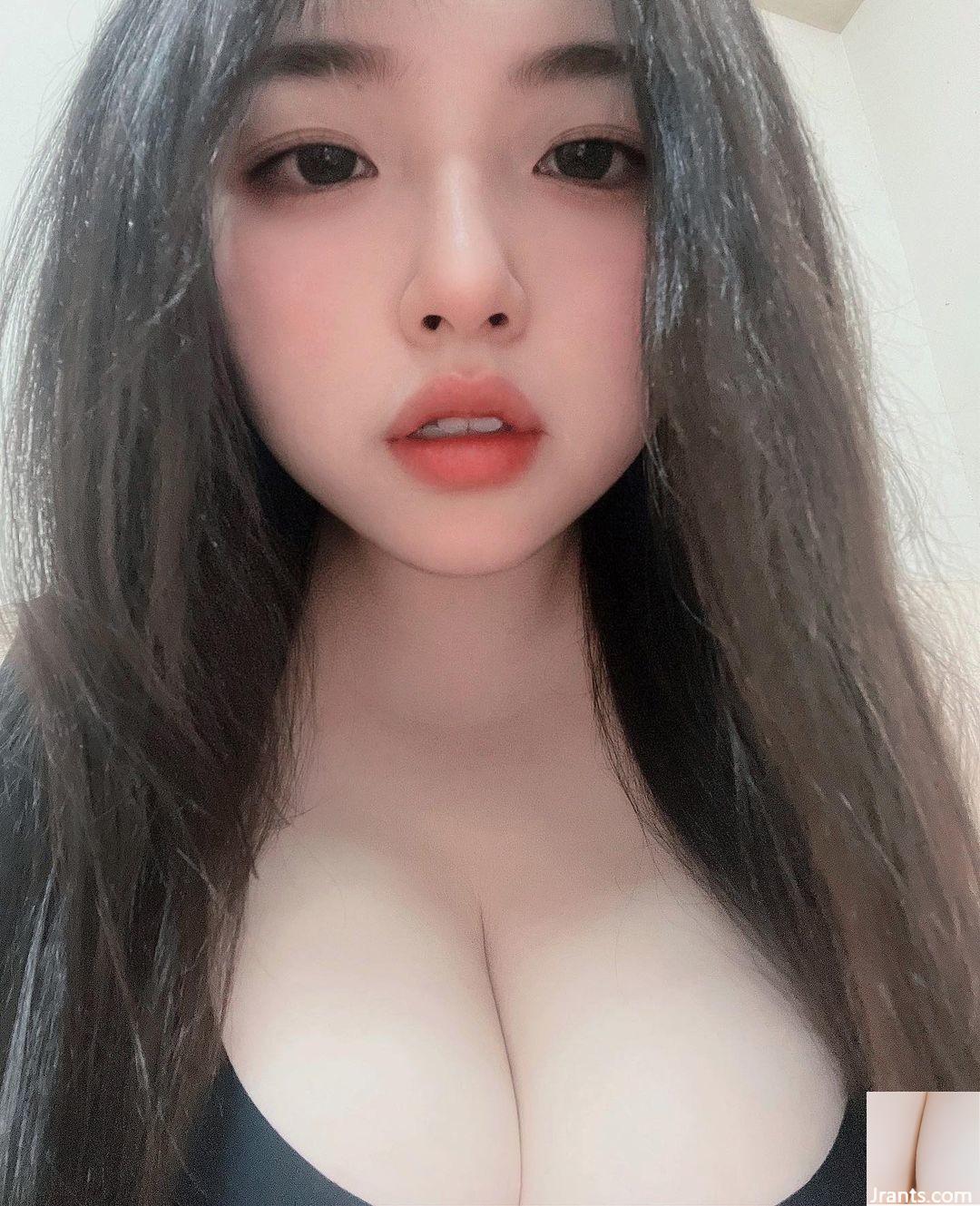 Ngực lớn và người yêu “Luyiyi” đầy các rãnh đầy đủ và sâu sắc rất hấp dẫn đến nỗi cư dân mạng không thể giữ lại (10p) - Ảnh 4