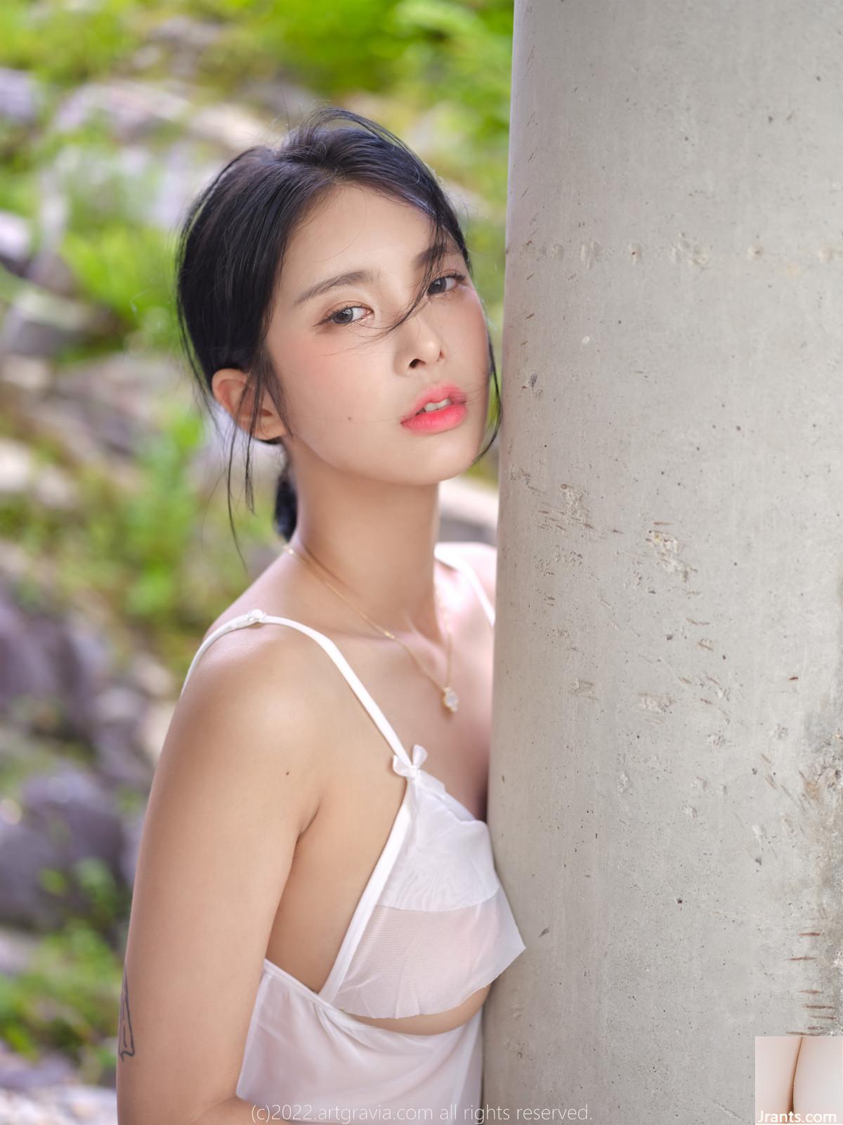 (Kim Hyoyeon) Hình dáng quá nóng bỏng… Thấp thoáng và quyến rũ (30P) - Ảnh 4