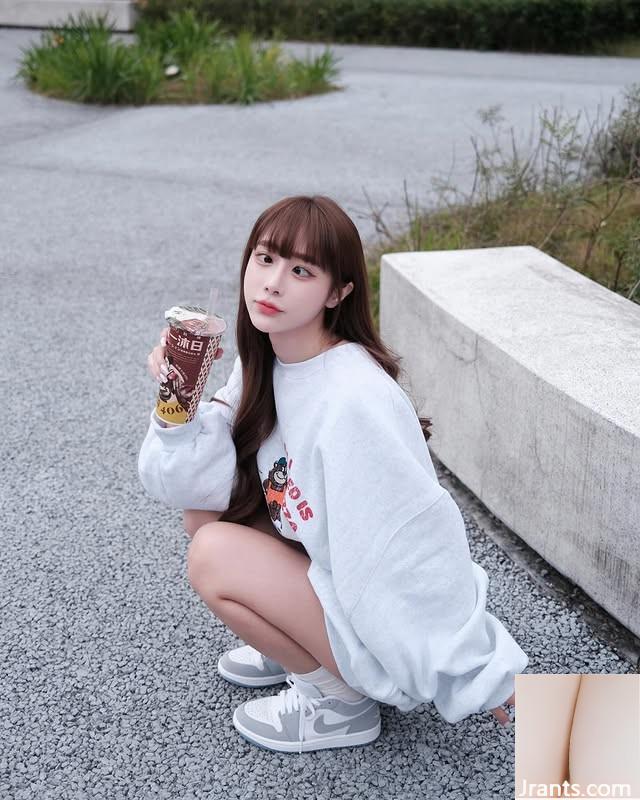 “Jingjing” Một người xinh đẹp với đôi chân đẹp và hình dáng đẹp chỉ đơn giản là một nàng tiên xuống đất (10p) - Ảnh 9