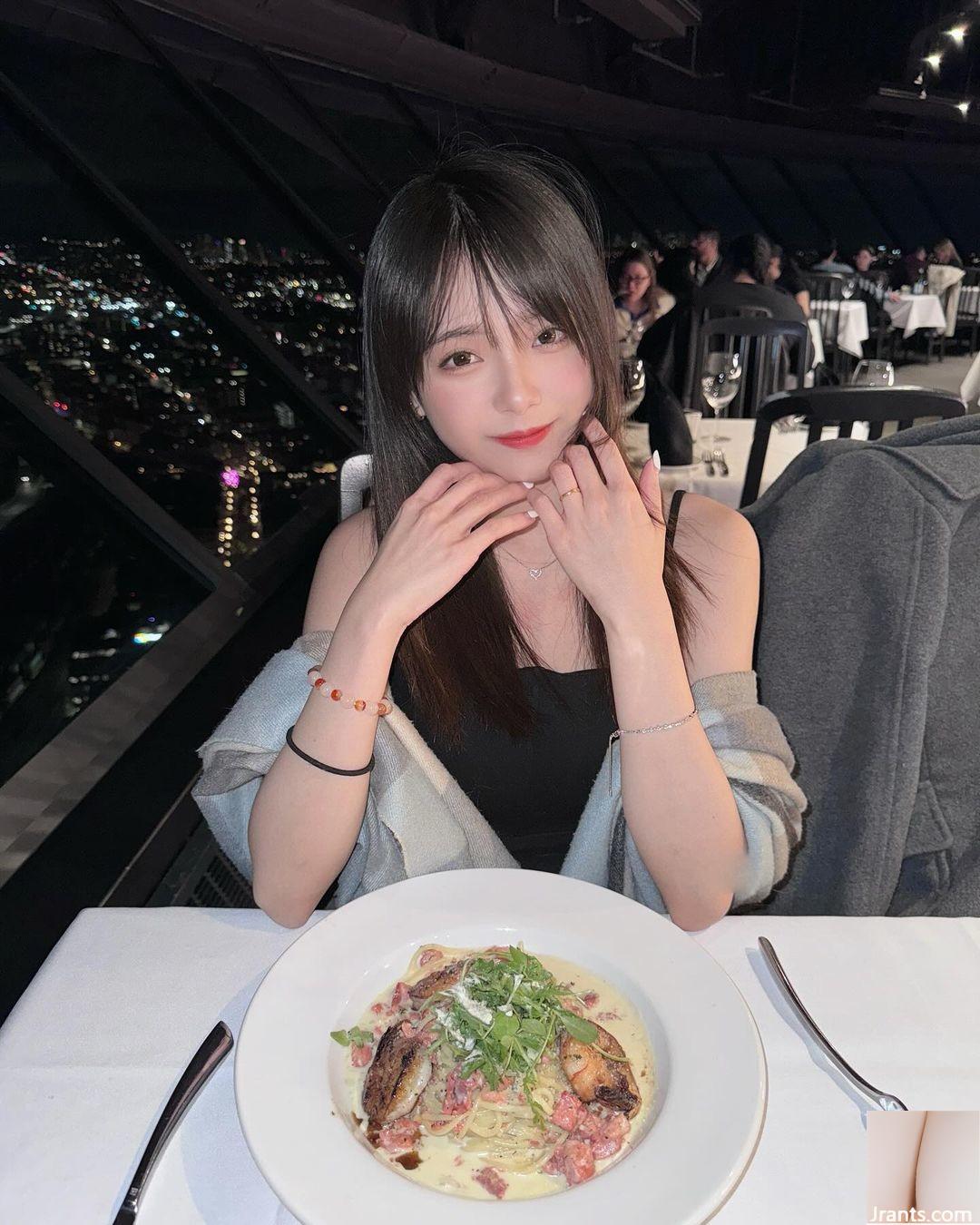 Con ngựa nhỏ “Yuanyuan” chinh phục tầm nhìn của đàn ông “những giọt nước của bộ ngực mềm” quyến rũ trái tim bạn (10p) - Ảnh 2