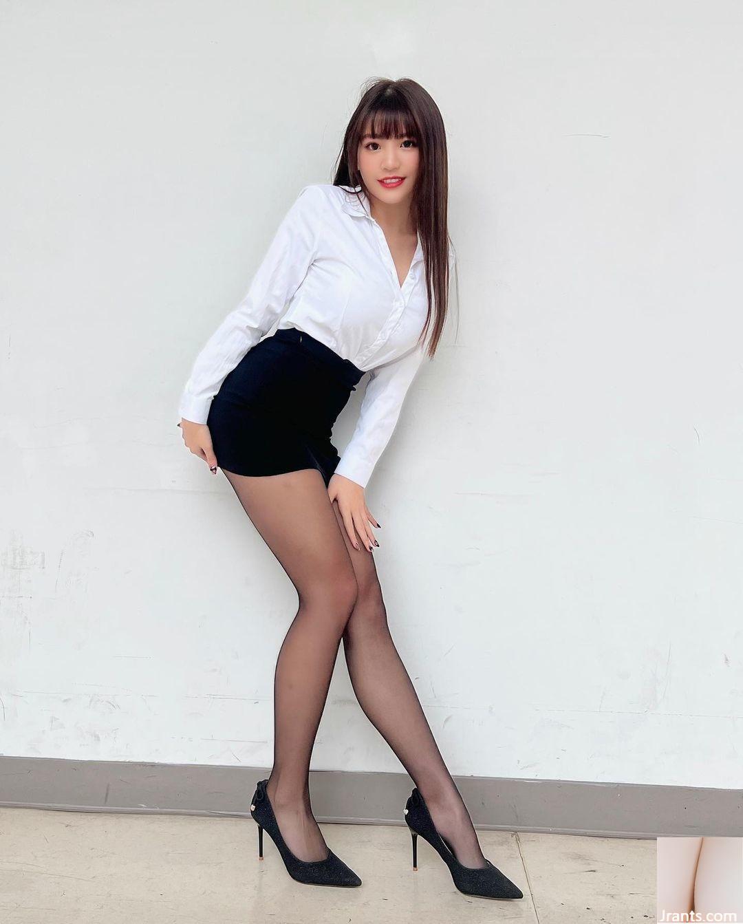 Super Deep Cleavage “Xiong Ni” có khuôn mặt vô hại nhưng một con số rất hấp dẫn (10p) - Ảnh 5