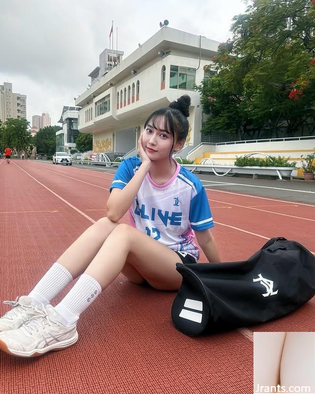 Đường cong nóng bỏng của vẻ đẹp tự nhiên “11 11” là không thể quên! Slim và mỏng và vật chất “Chân đẹp không thể bị che giấu” (10p) - Ảnh 2