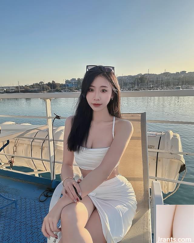 Cô gái xinh đẹp, cơ thể được nâng lên và cơ thể trở nên mạnh mẽ hơn và mạnh mẽ hơn và rơi vào khoảnh khắc (10p) - Ảnh 7