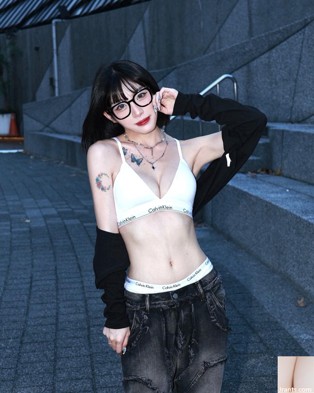 Cô gái tinh khiết trắng và dịu dàng “Han_0226_” là cơ thể gợi cảm và gợi cảm hiện ra (10p) - Ảnh 6