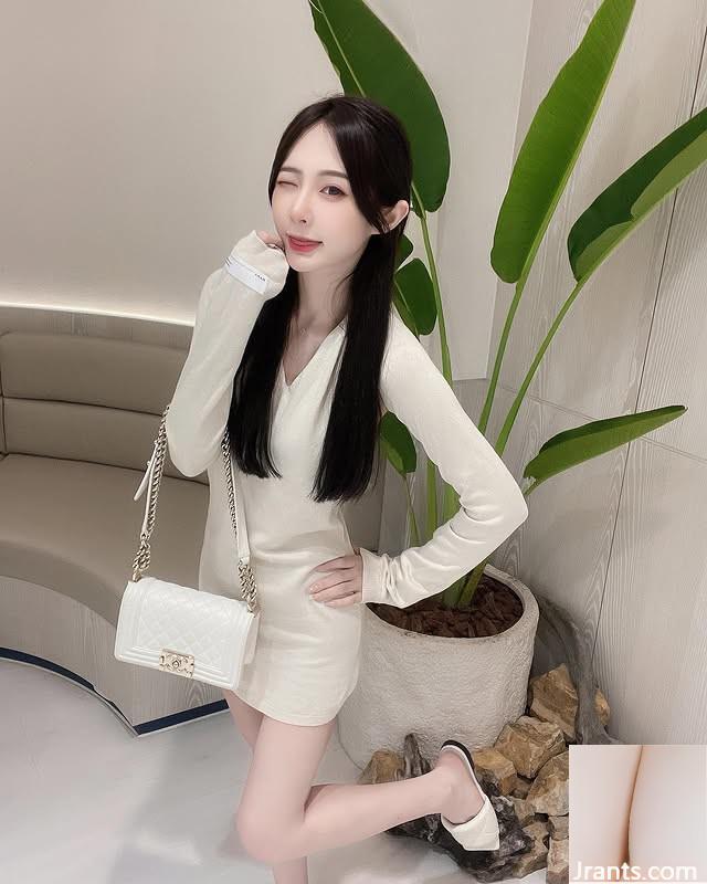 Phát sóng trực tiếp của cô gái xinh đẹp “Ula” có bộ ngực nóng bỏng và đẹp dưới khuôn mặt ngọt ngào của cô ấy (10p) - Ảnh 10