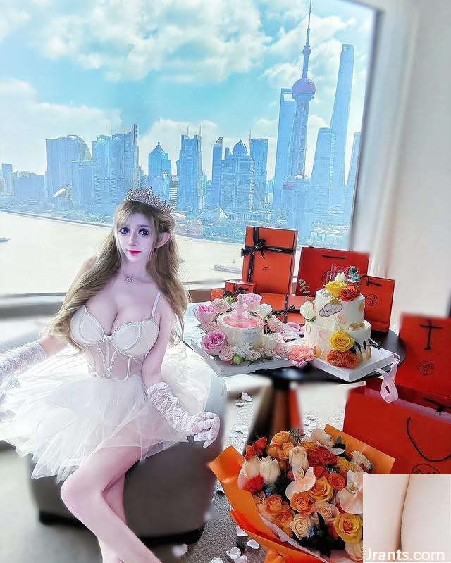 Đèn pha siêu lớn rất oi bức. Đôi mắt của “Liu Lubi” trôi dạt (10p) - Ảnh 7