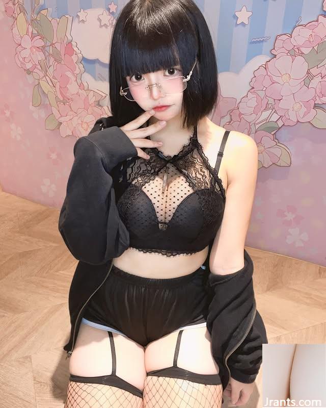 Cô gái dễ thương mắt lớn “Xiao Huân Mili” Mắt điện sẽ quyến rũ mọi người (10p) - Ảnh 9