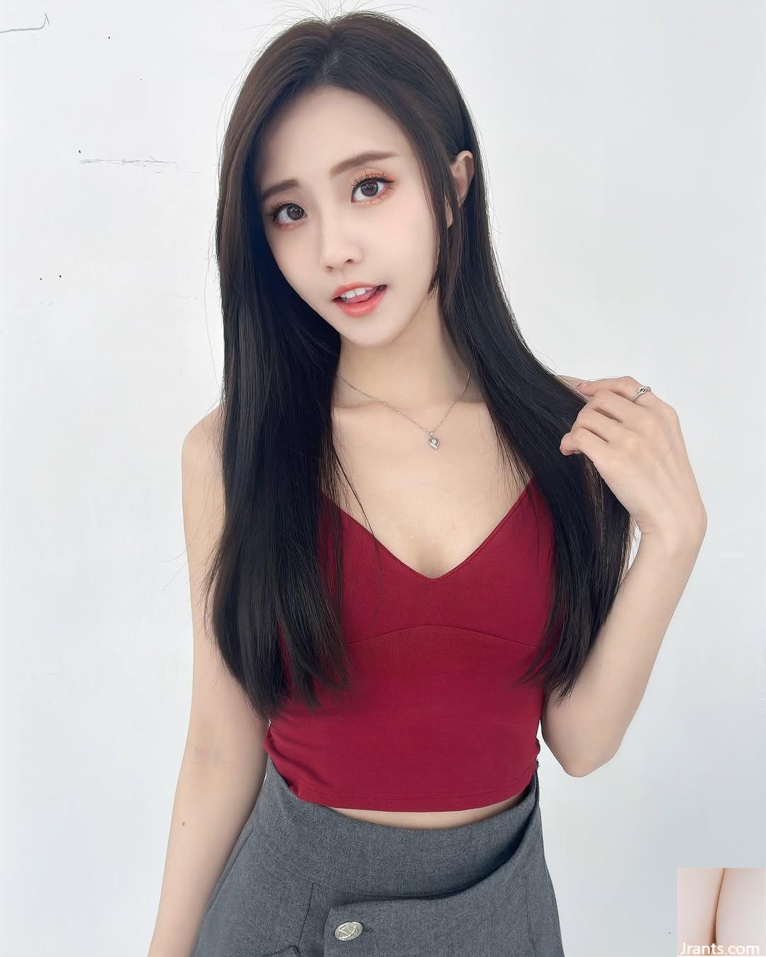 Vẻ đẹp “Jia Jiaer” có một cơ thể không đạt yêu cầu (11p) - Ảnh 2