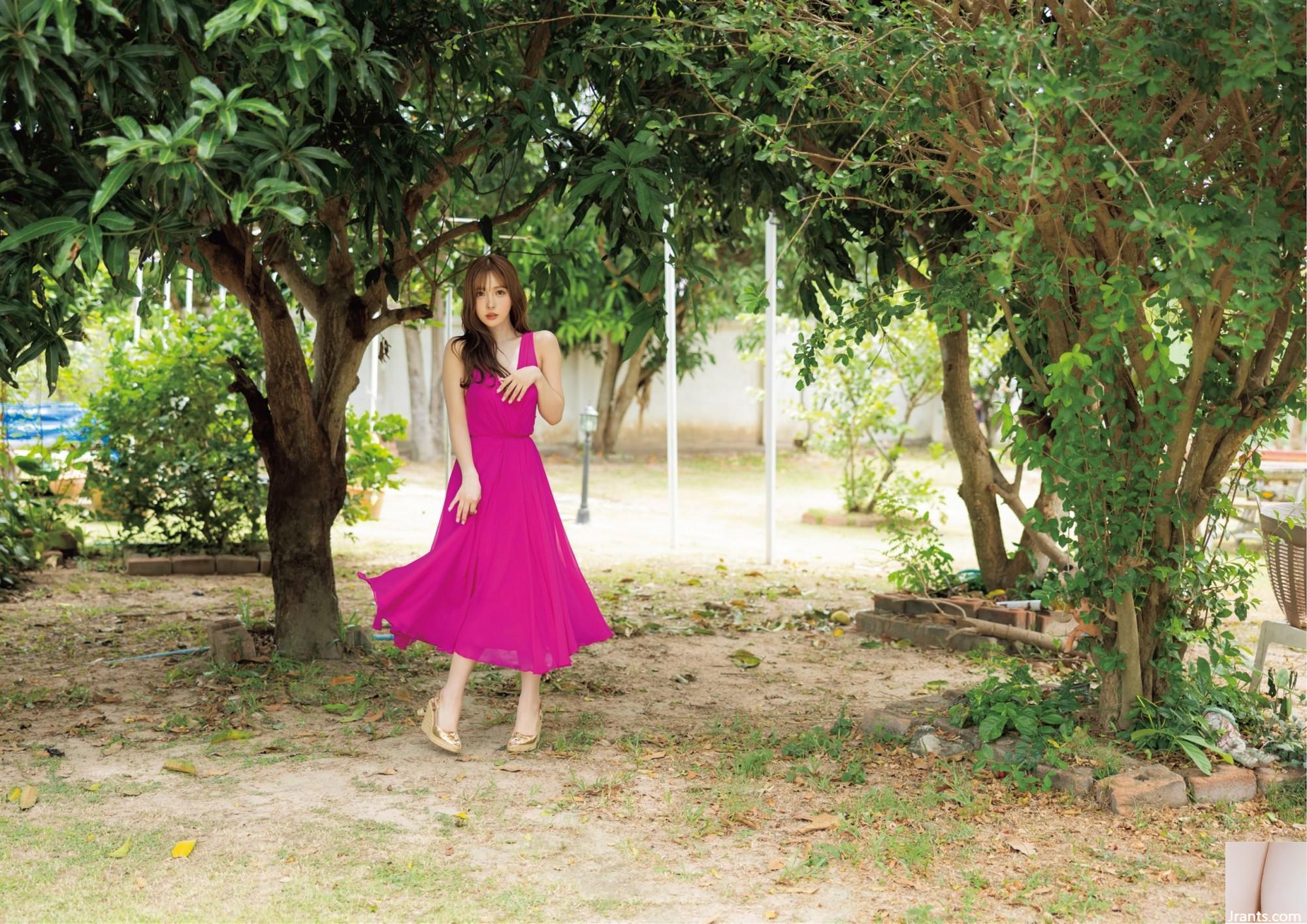 Album ảnh Yua Mikami “Last Your” (52p) - Ảnh 2