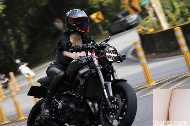 Phù thủy nhỏ “Nữ AI” được phơi bày với bộ ngực dữ dội và xinh đẹp (10p) - Ảnh 10