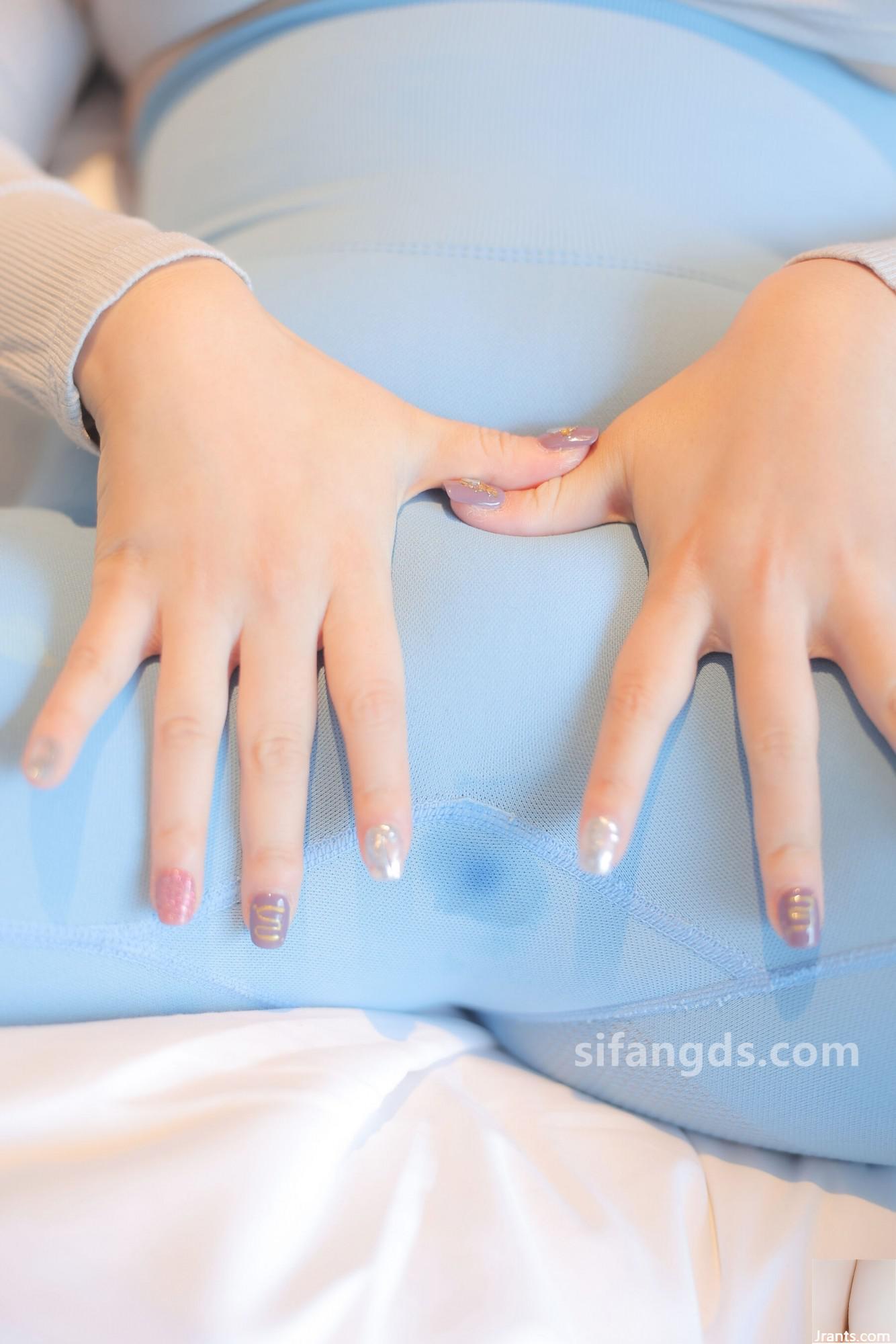 Những người nổi tiếng trên Internet mua và chia sẻ “Cận cảnh các lỗ ướt” chơi với cơ thể và kích thích màu sắc trong trái tim bạn (11p) - Ảnh 3