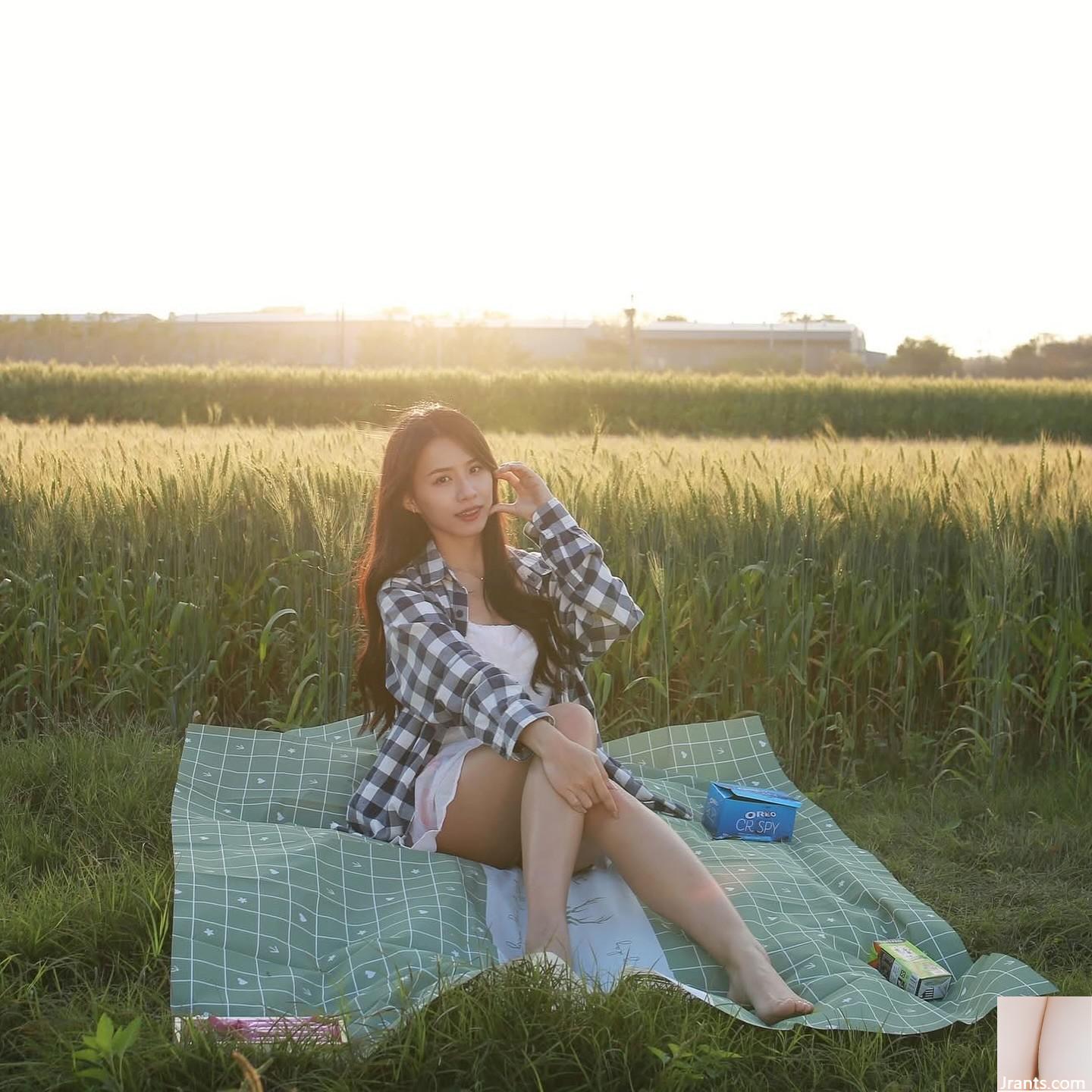 Mô hình chụp bên ngoài “Zhao Zhao Chao” phát sóng cơ thể hàng đầu (10p) - Ảnh 2