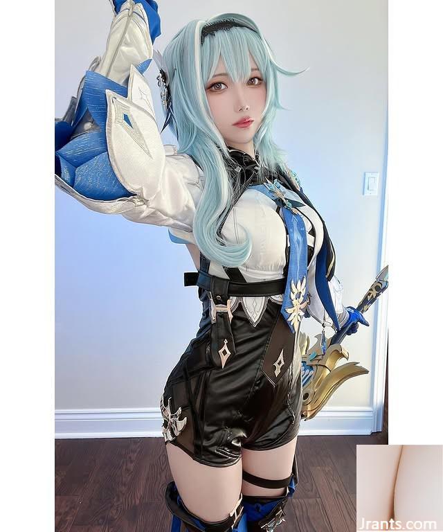 Tác phẩm nghệ thuật siêu phổ biến của Coser “Aya” đi bộ (10p) - Ảnh 2