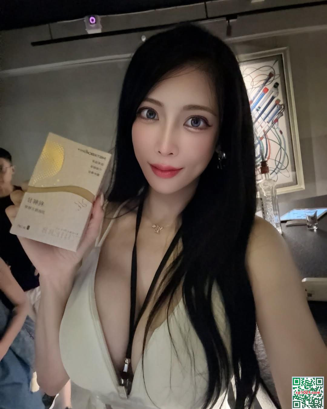 Tính khí “Lin Mike” giống như nữ hoàng với eo và ngực mỏng (20p) - Ảnh 7